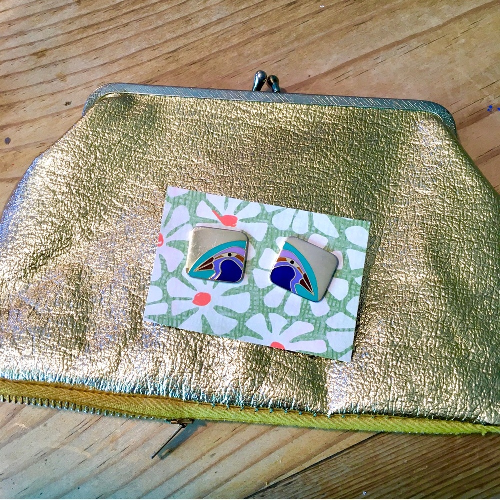 Vintage Laurel Burch Earrings & VTG Gold Purse - Picture 3 of 15